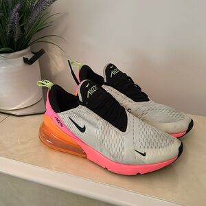Nike AirMax 270
